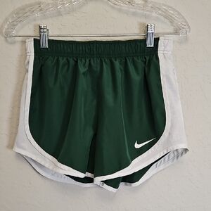 Nike Tempo Dri-Fit Lined Mid Rise Running Shorts, Green/White, Size Small